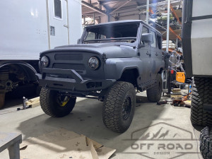 Уаз Hunter V8